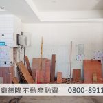 Triangular empty storefront